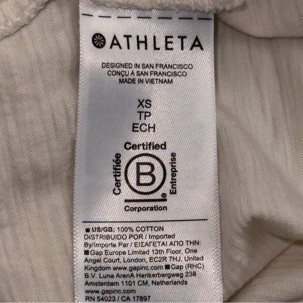 2 for 1 BUNDLE Athleta Black and Cream Short Sleeve Tees - Picture 10 of 11